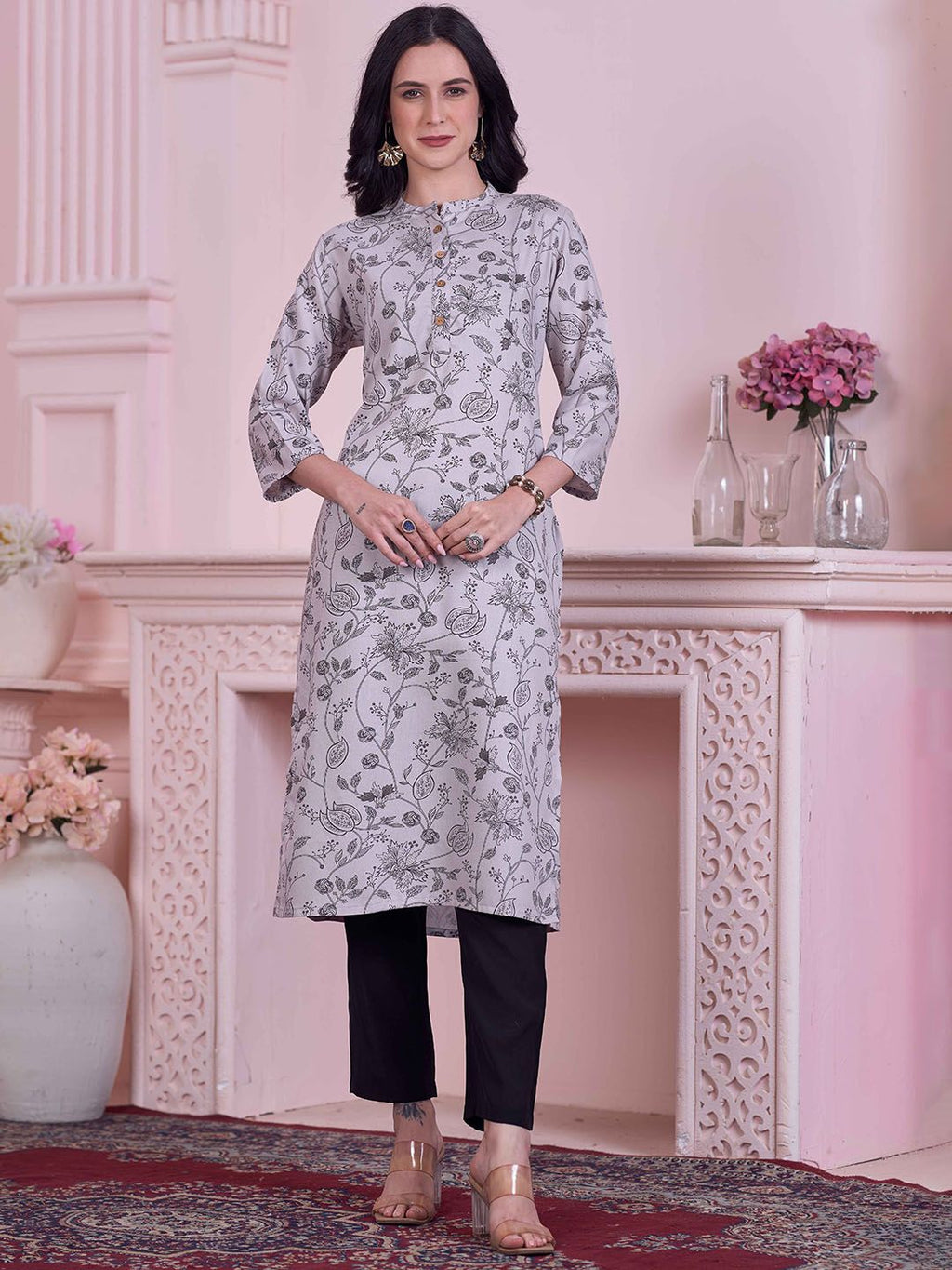 Women Floral Printed Thread Work Kurta