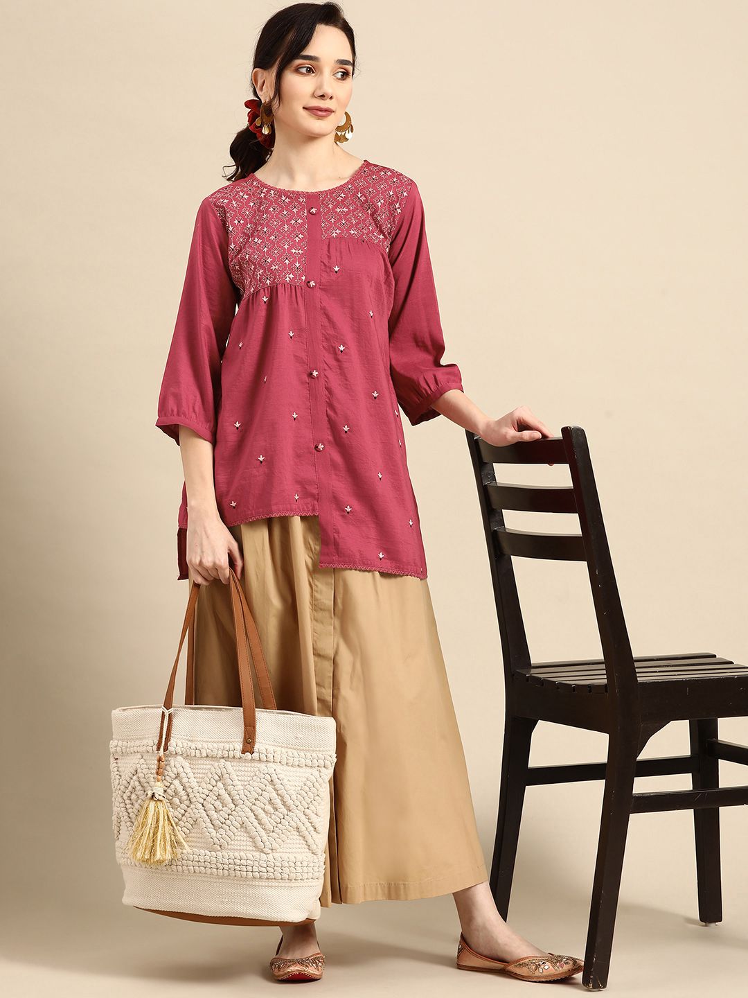 Dhimhi Women's Pink Embroidered Longline Top