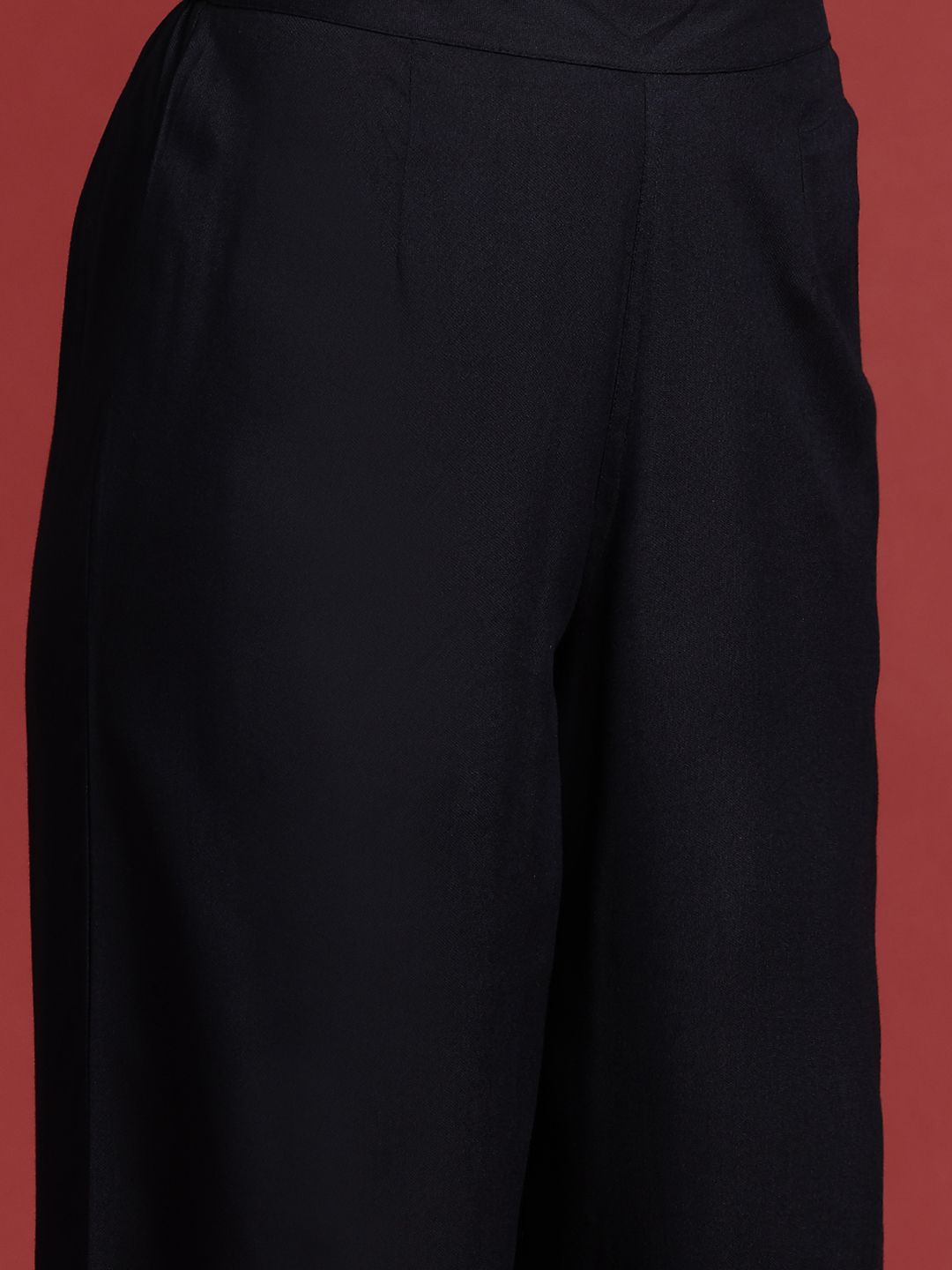 Dhimhi Women's Ethnic Motifs Print Kurta with Palazzos