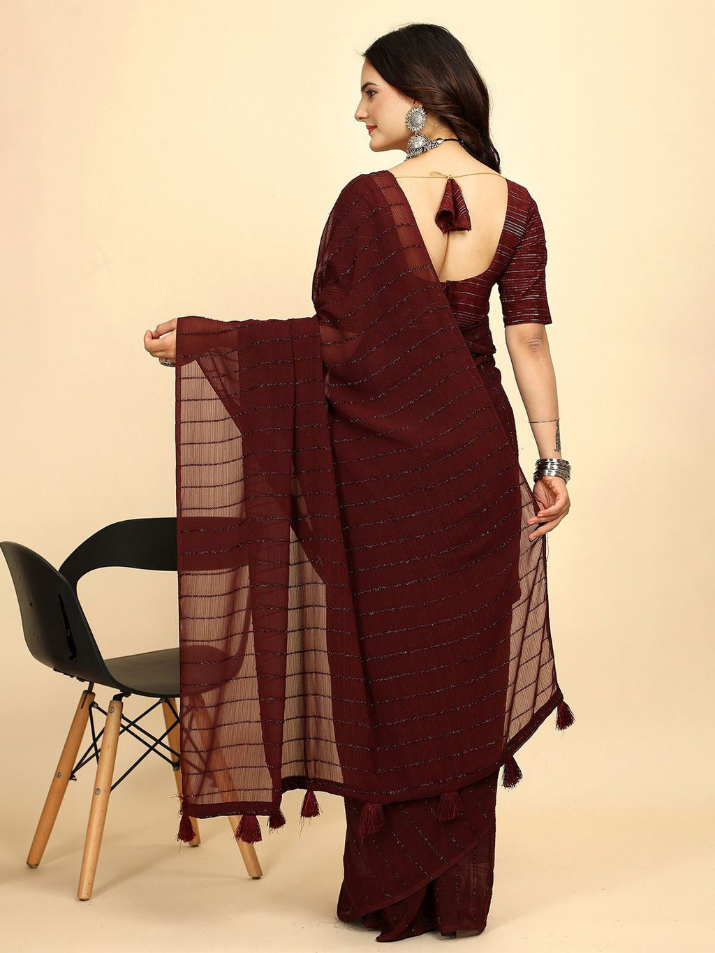 Dhimhi Women's Striped Pure Chiffon Saree