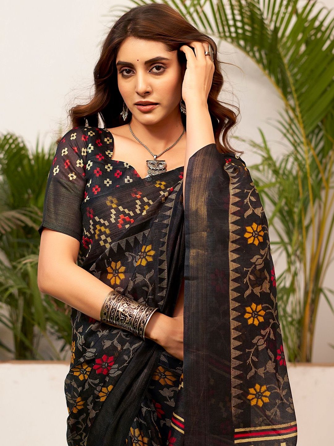 Dhimhi Women's Floral Saree