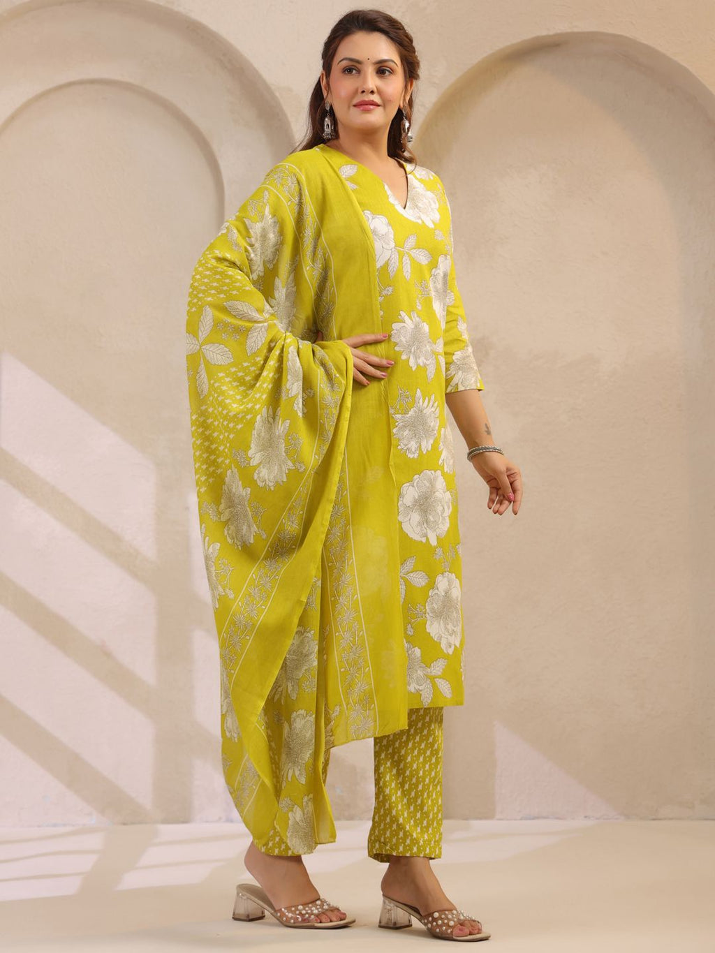 Dhimhi Women's Floral Printed Regular Pure Cotton Kurta with Trousers & Dupatta