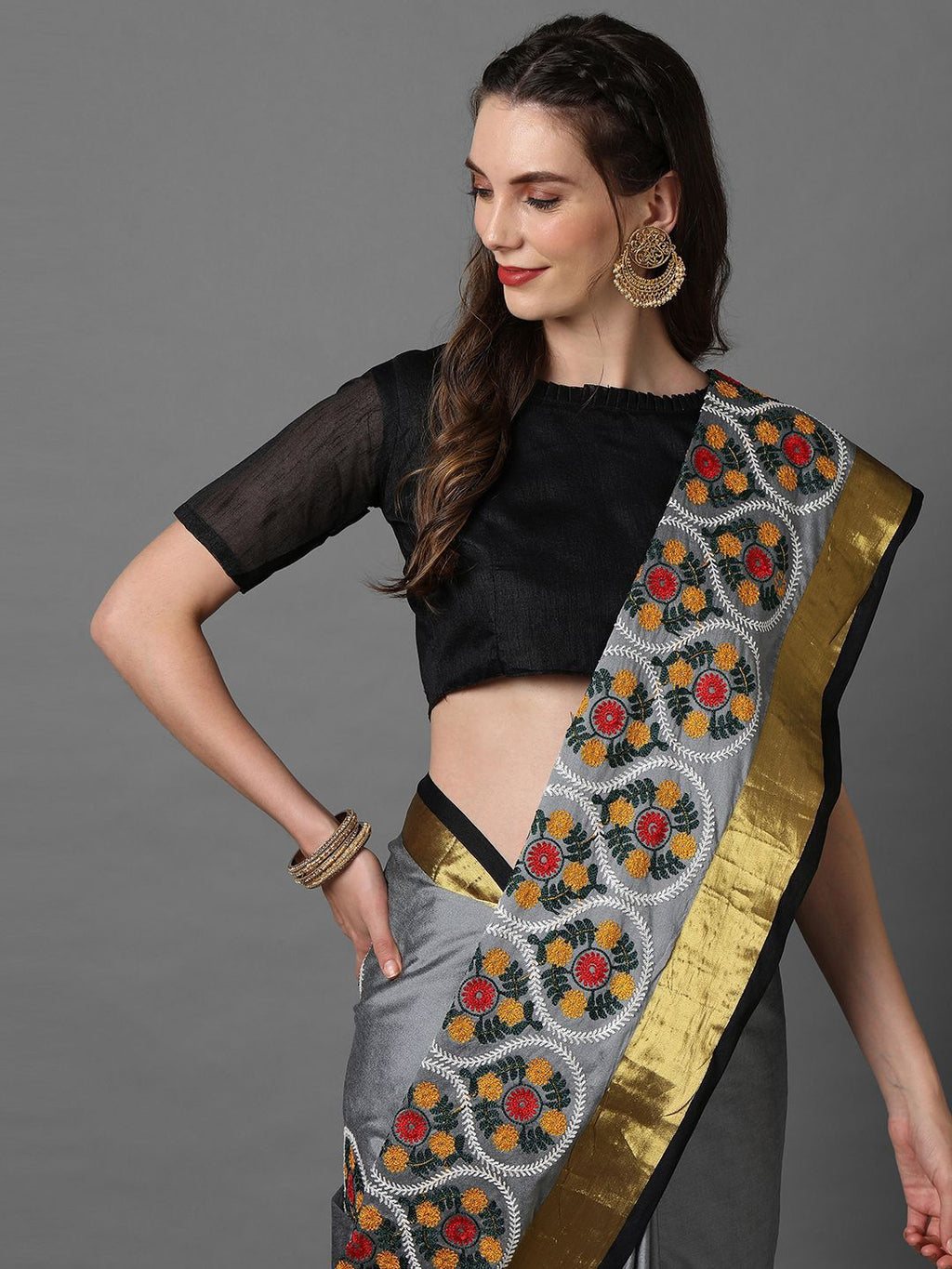 Dhimhi Women's Floral Zari Jamdani Saree