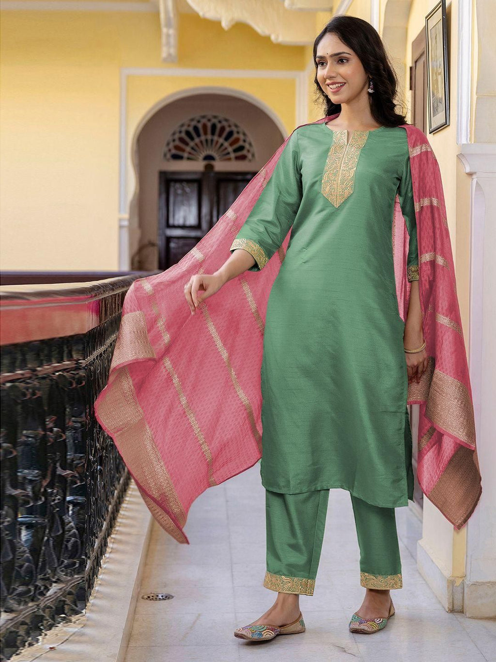 Dhimhi Women's Green Silk Blend Embroidered Straight Kurta Trousers With Dupatta