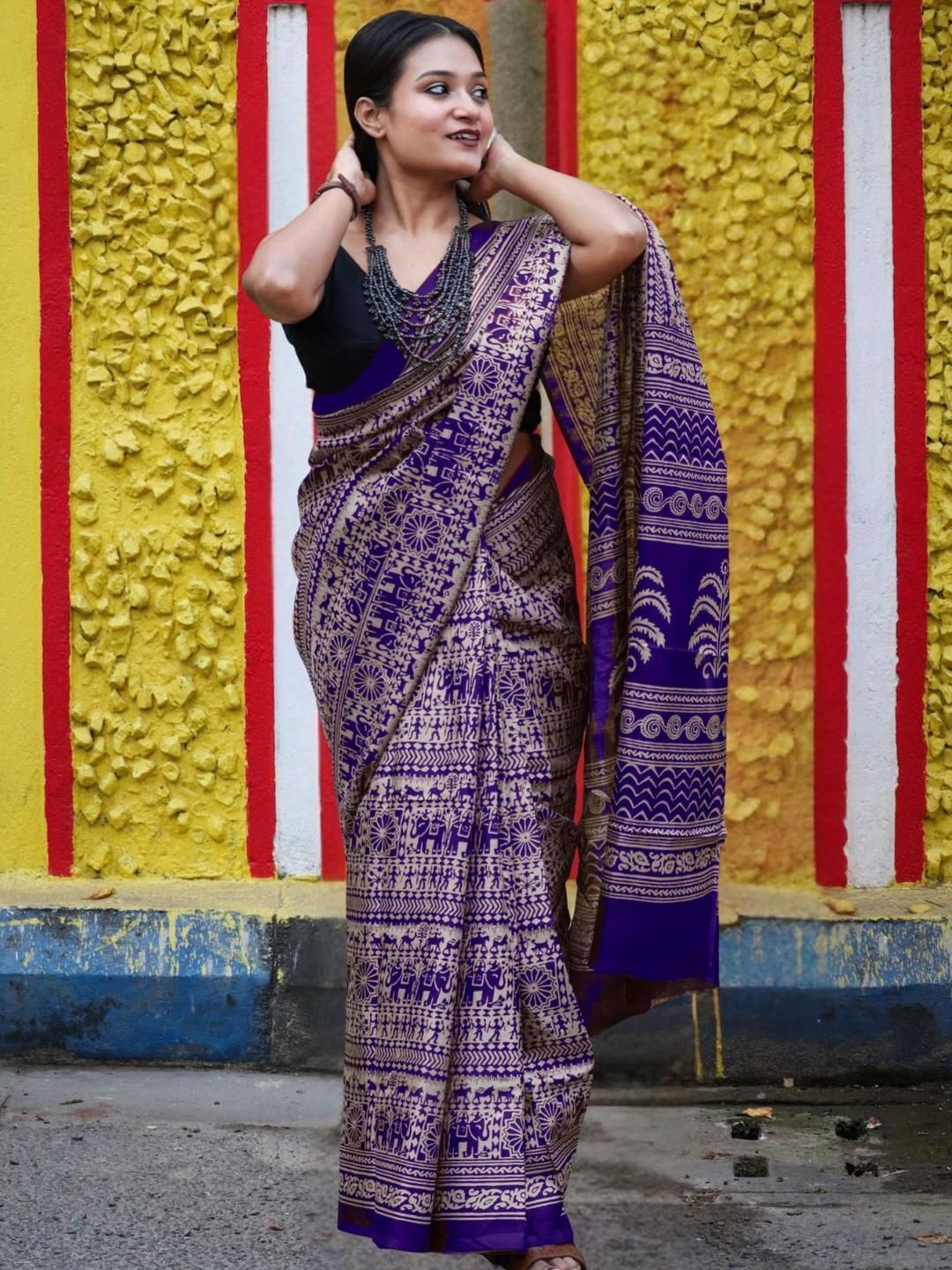 Dhimhi Women's Ethnic Motifs Art Silk Saree