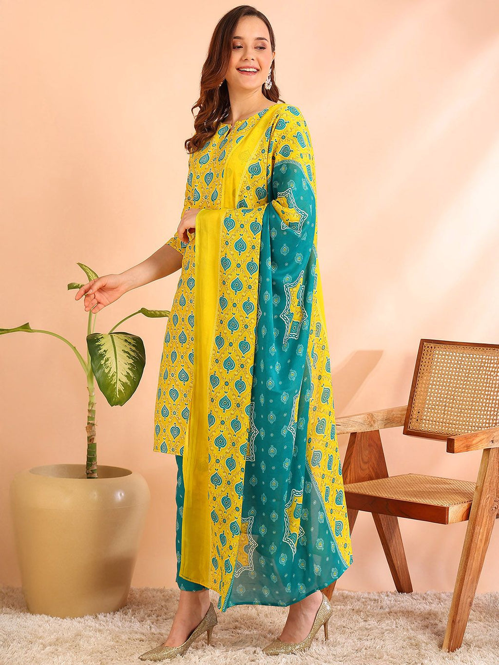 Dhimhi Women's Printed Silk Blend Kurta Sets - dhimhi
