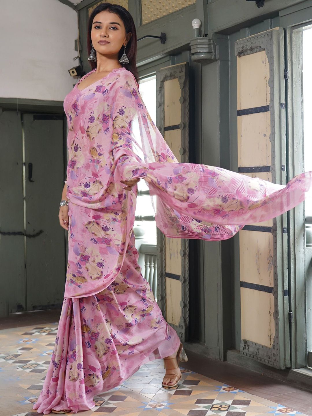Dhimhi Women's Floral Printed Saree