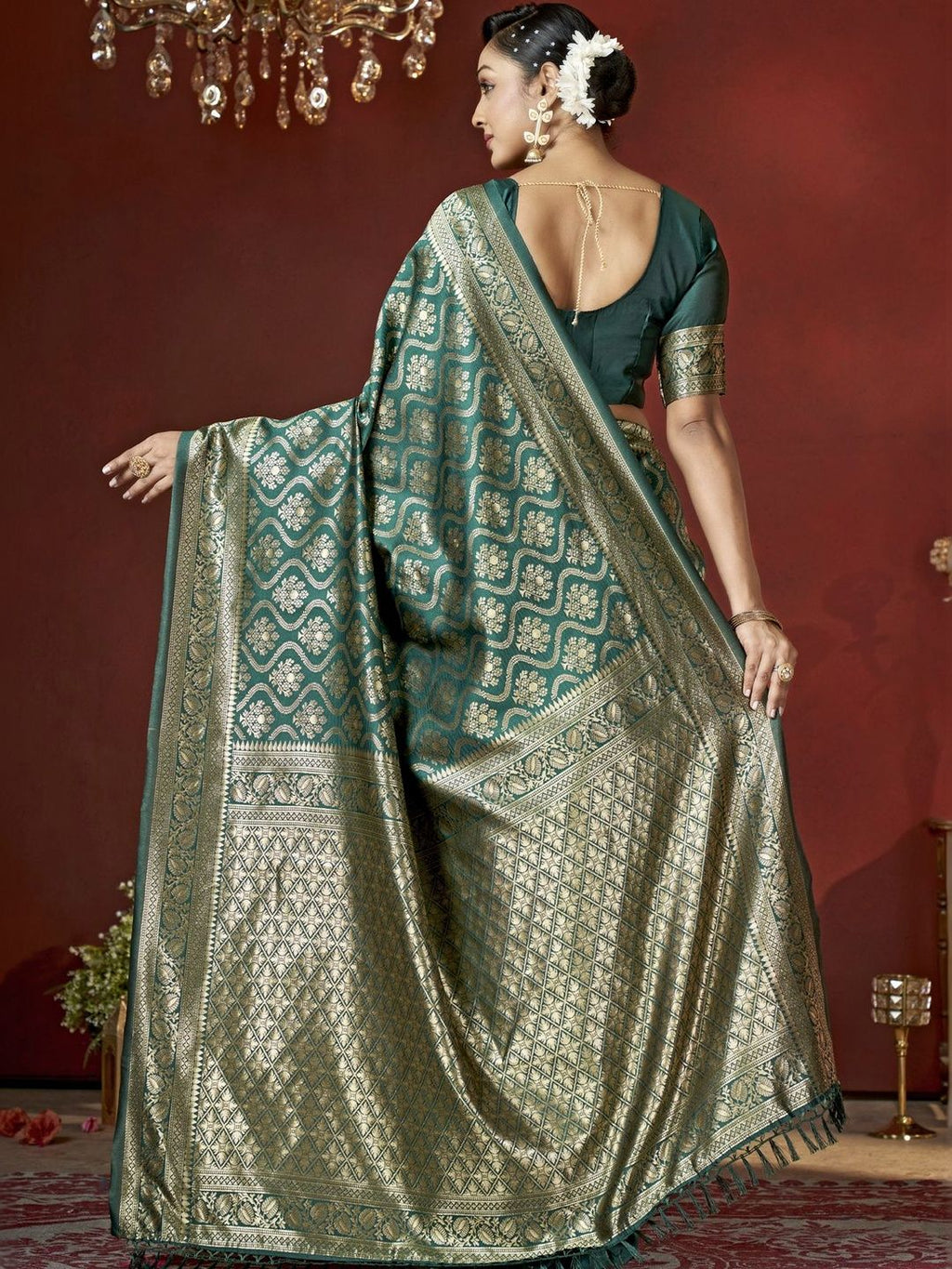 Dhimhi Women's Ethnic Motifs Zari Silk Blend Banarasi Saree
