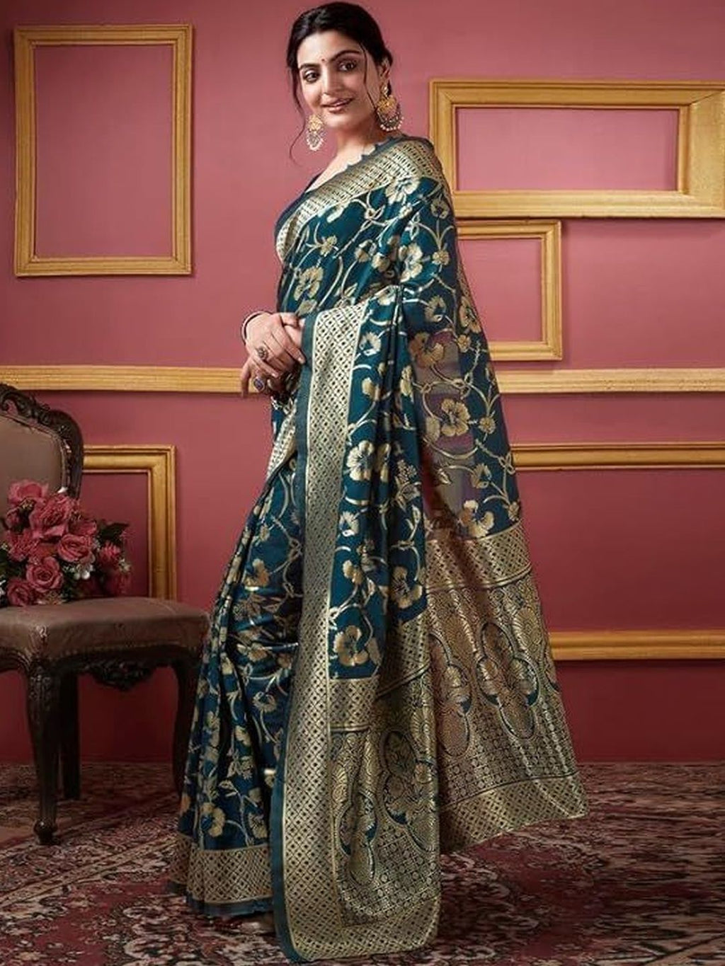 Dhimhi Women's Floral Woven Design Zari Kanjeevaram Saree