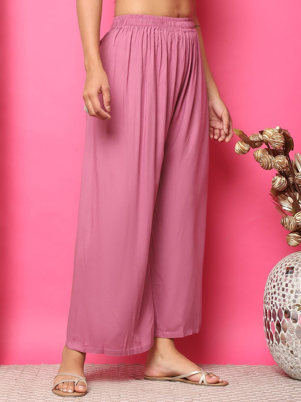 Dhimhi Women's Flared Palazzos