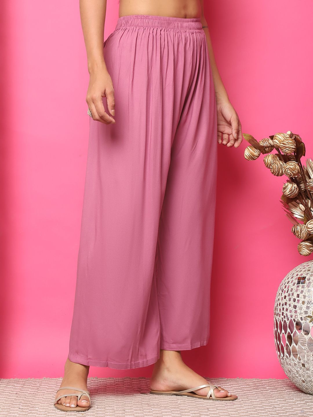 Dhimhi Women's Flared Palazzos