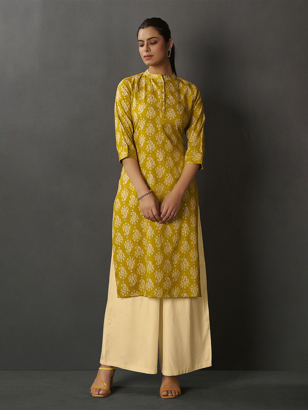 Women Paisley Printed Kurta