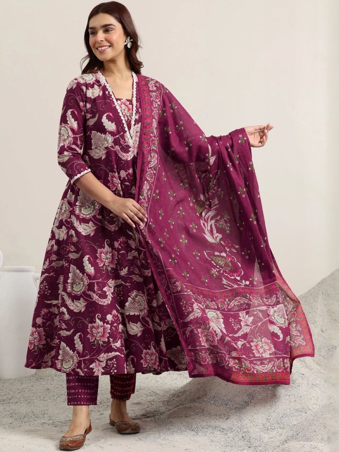 Dhimhi Women's Floral Printed Palazzos & With Dupatta