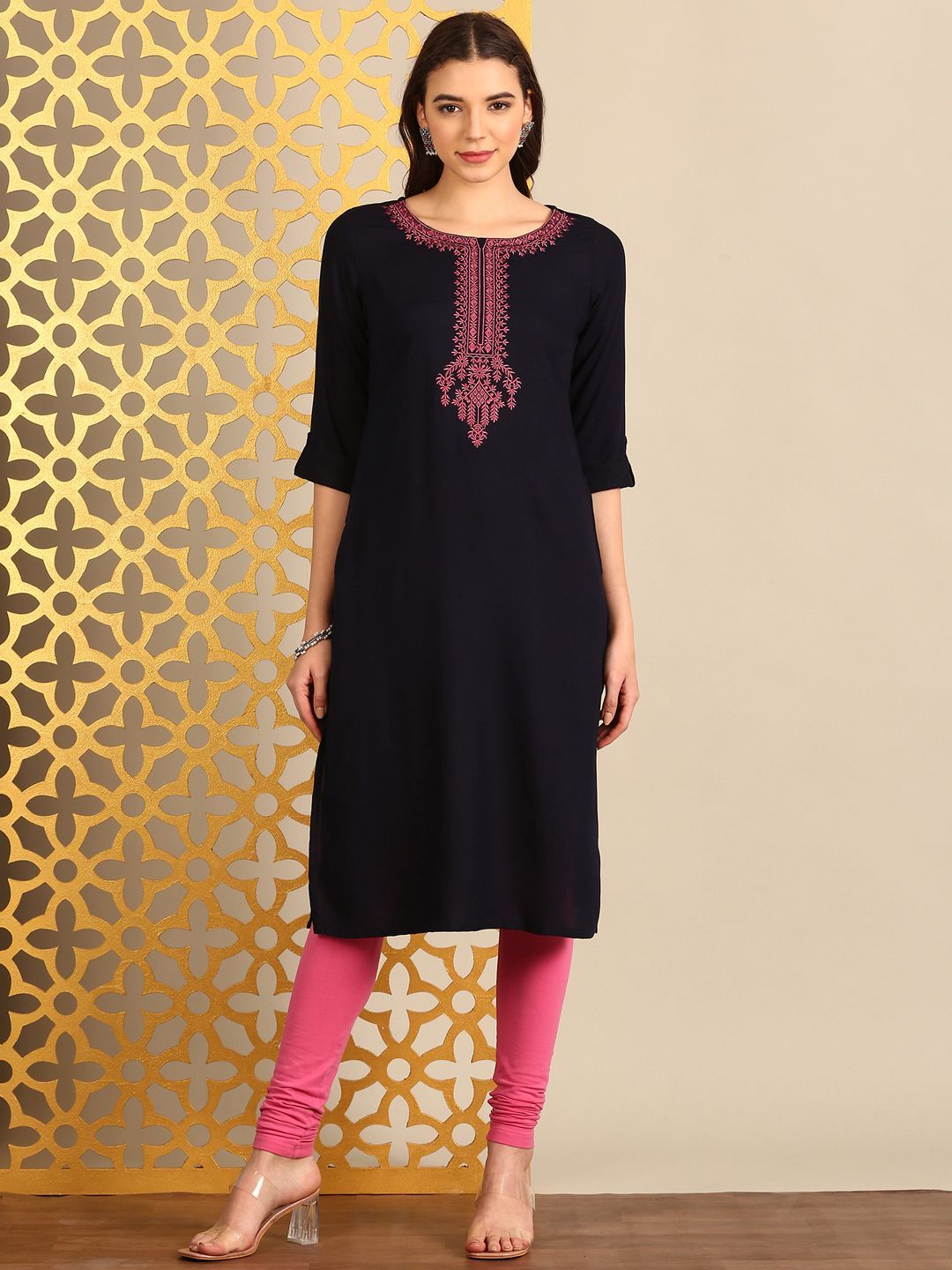 Floral Yoke Design Round Neck Thread Work Straight Kurta
