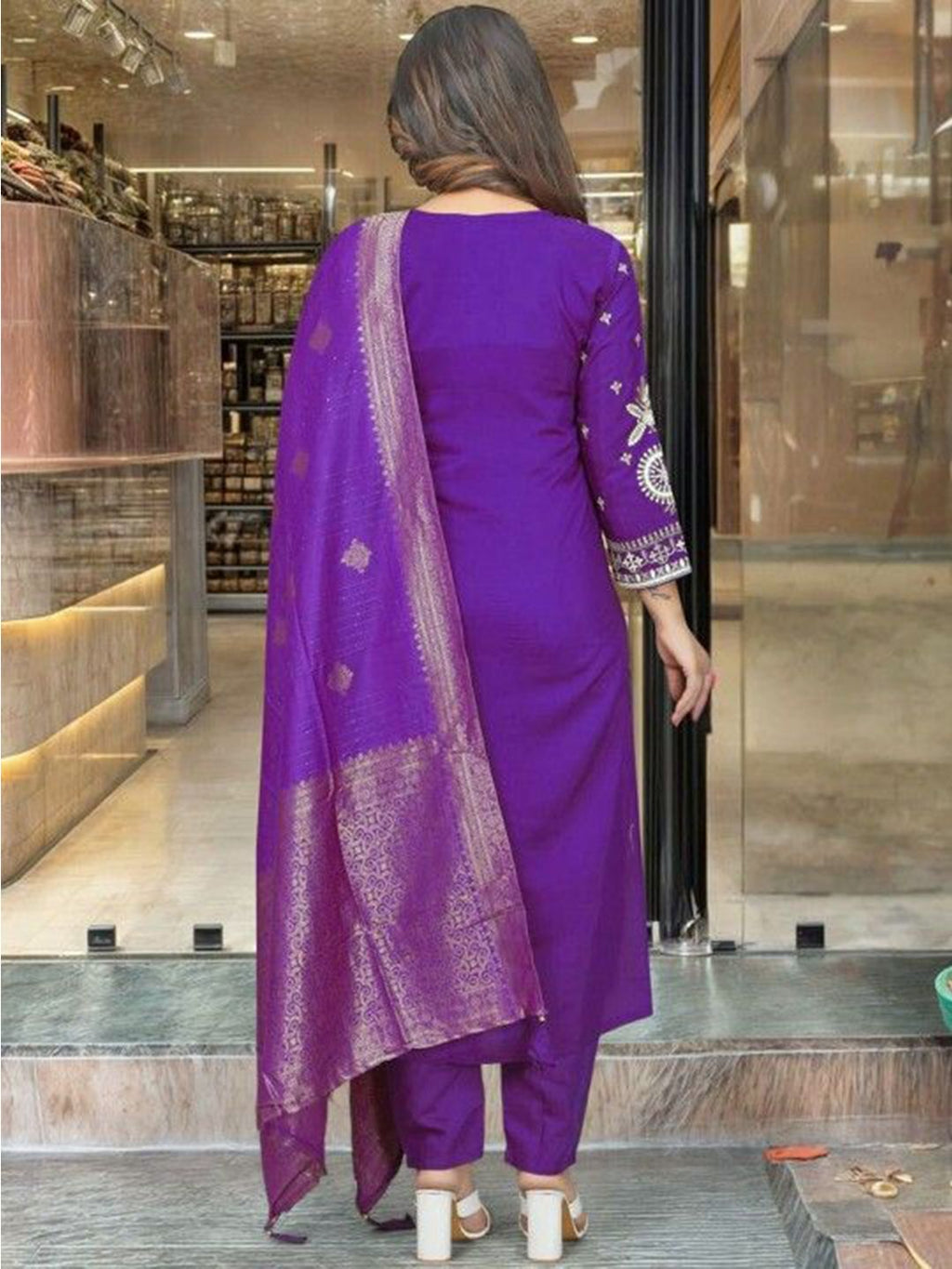 Dhimhi Women's Ethnic Motifs Embroidered Thread Work Kurta With Trousers & Dupatta