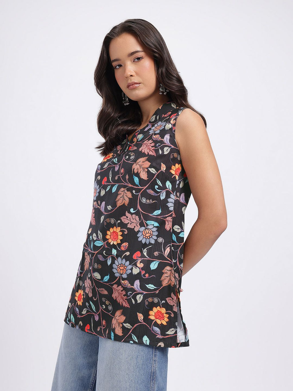 Dhimhi Women's Floral Print Sleeveless Textured Kurti Top