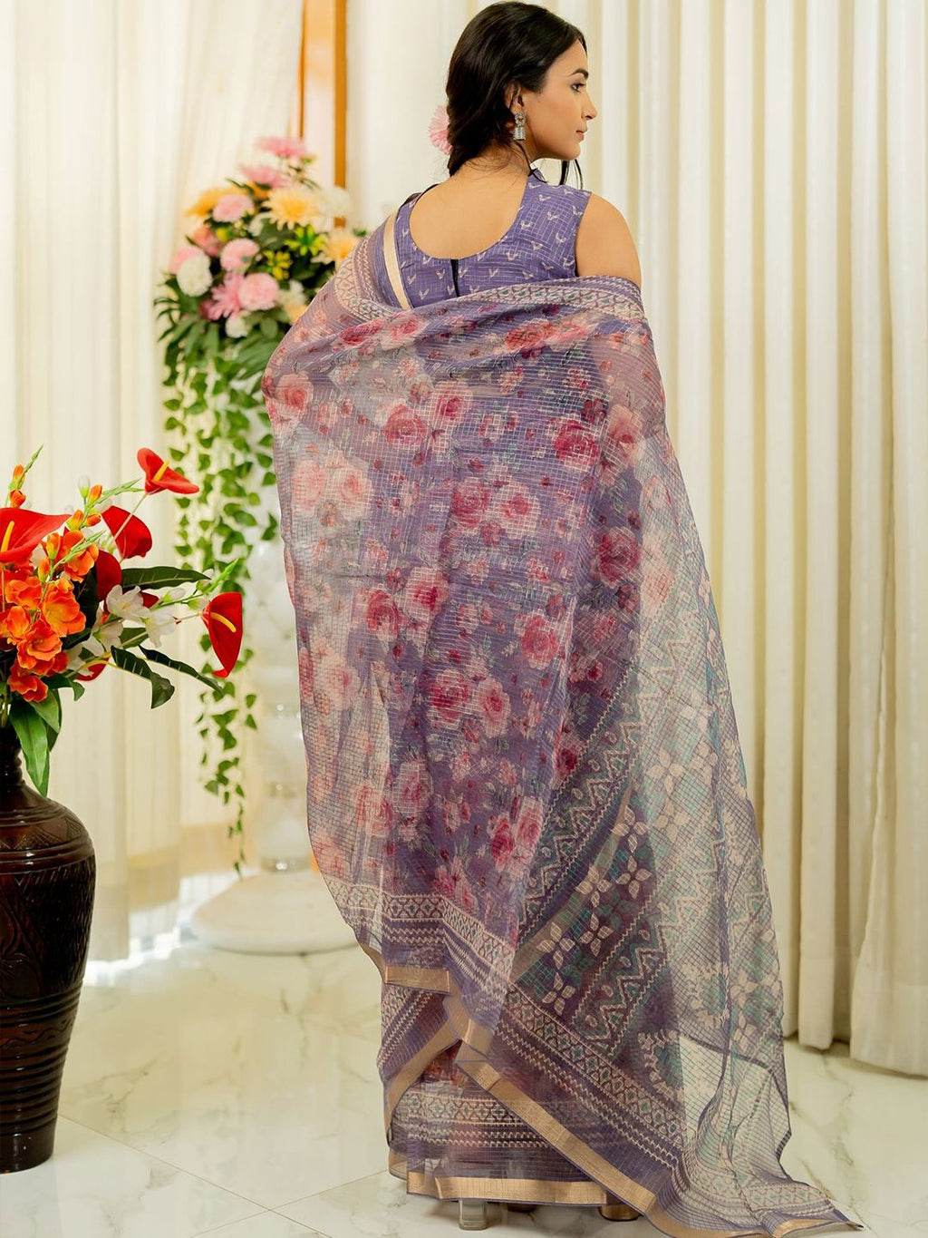 Dhimhi Women's Floral Saree
