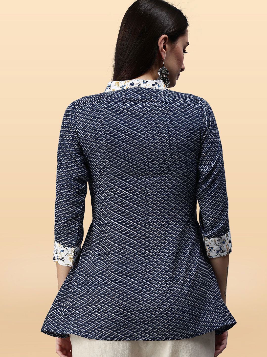 Dhimhi Women's Printed Mandarin Collar Tunics