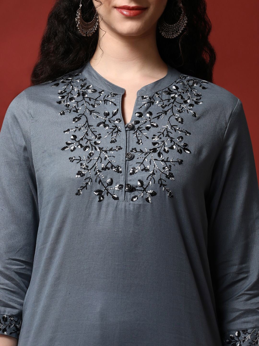 Floral Yoke Design Mandarin Collar Pure Cotton Straight Kurta