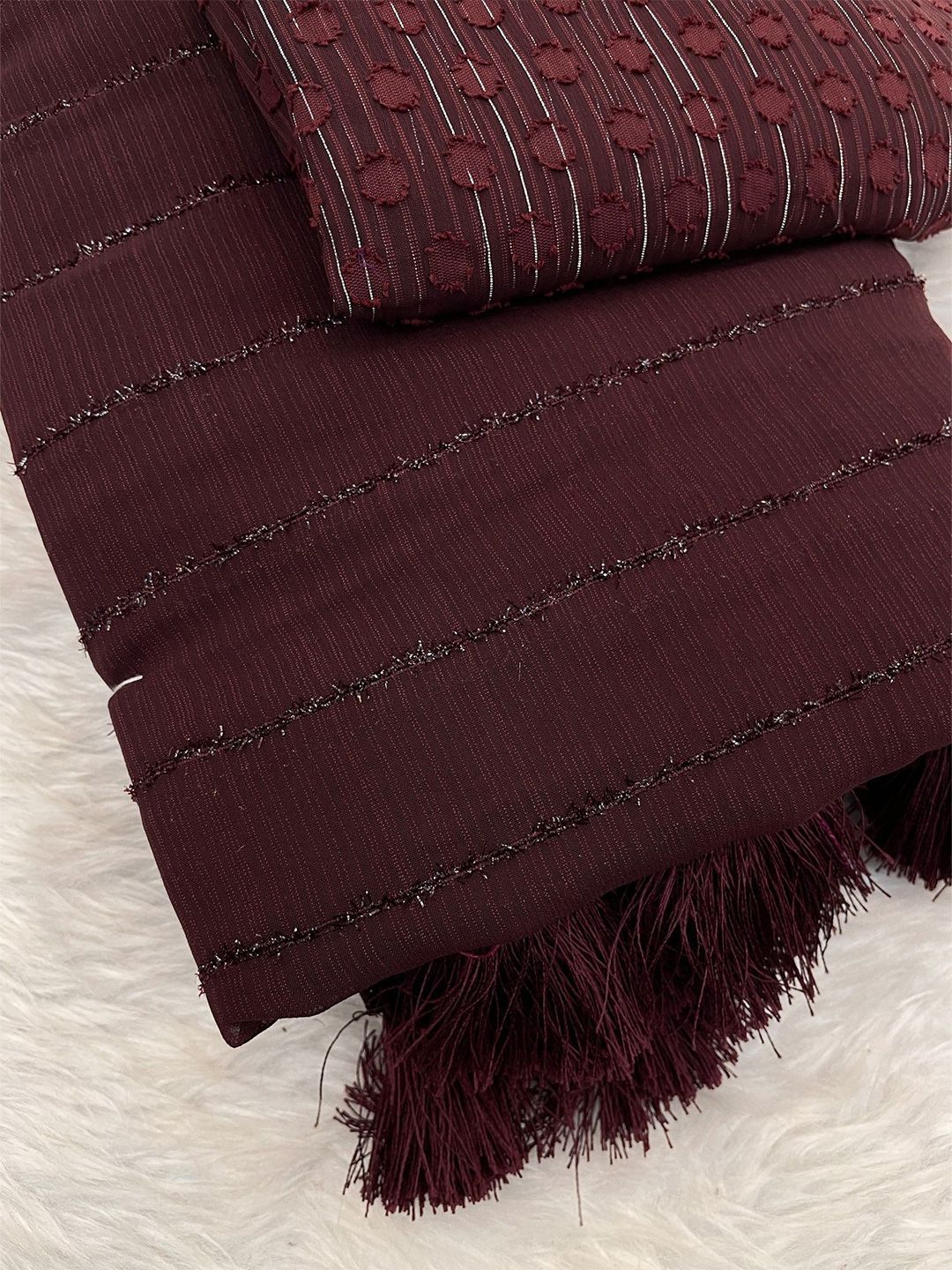 Dhimhi Women's Striped Pure Chiffon Saree