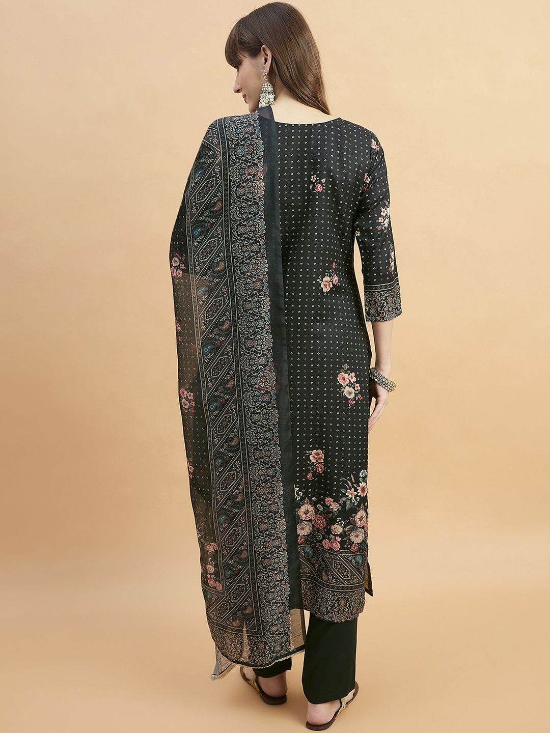 Dhimhi Women Aari Hand Work Digital Printed Kurta with Trousers & Dupatta