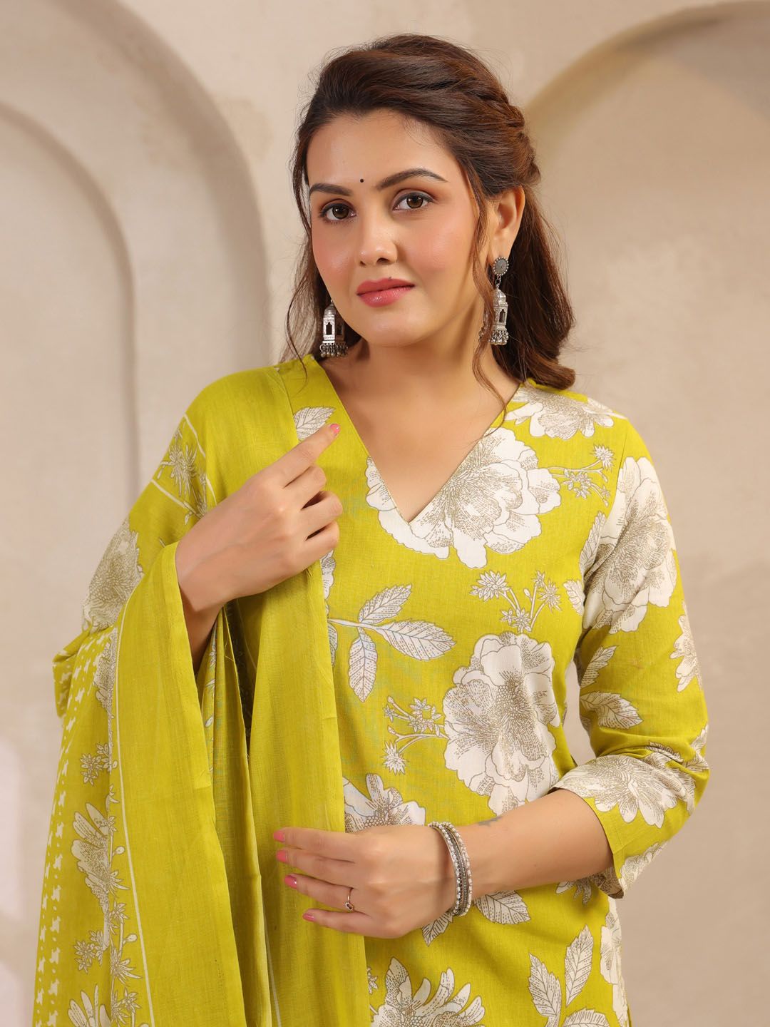 Dhimhi Women's Floral Printed Regular Pure Cotton Kurta with Trousers & Dupatta