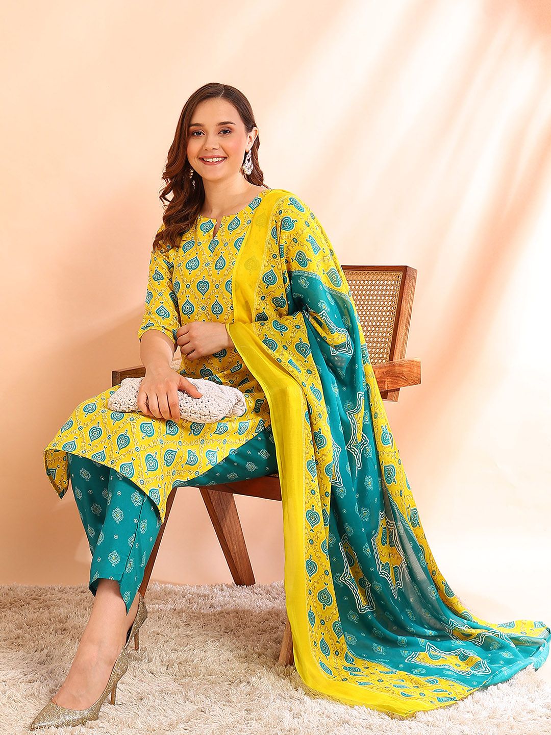 Dhimhi Women's Printed Silk Blend Kurta Sets